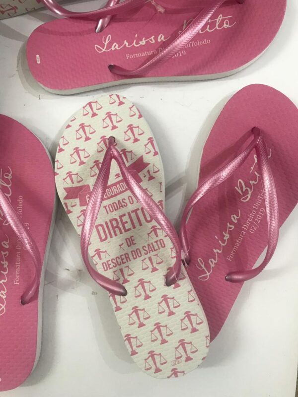 Chinelo Borracha Similar Personalizado para Festas e Eventos Schinelo - Image 2