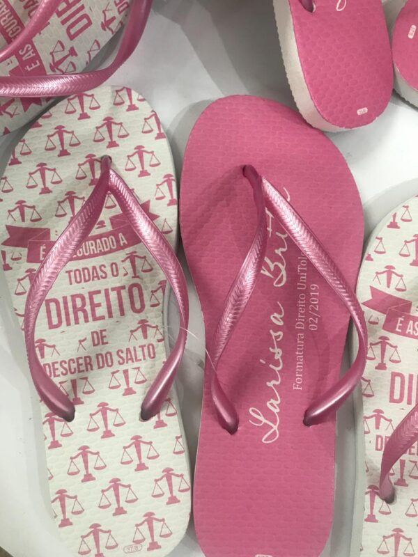 Chinelo Borracha Similar Personalizado para Festas e Eventos Schinelo - Image 10