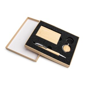 Kit Executivo Caneta Chaveiro e Porta Cartão em Metal e Bambu com Estojo p-Presente S63881