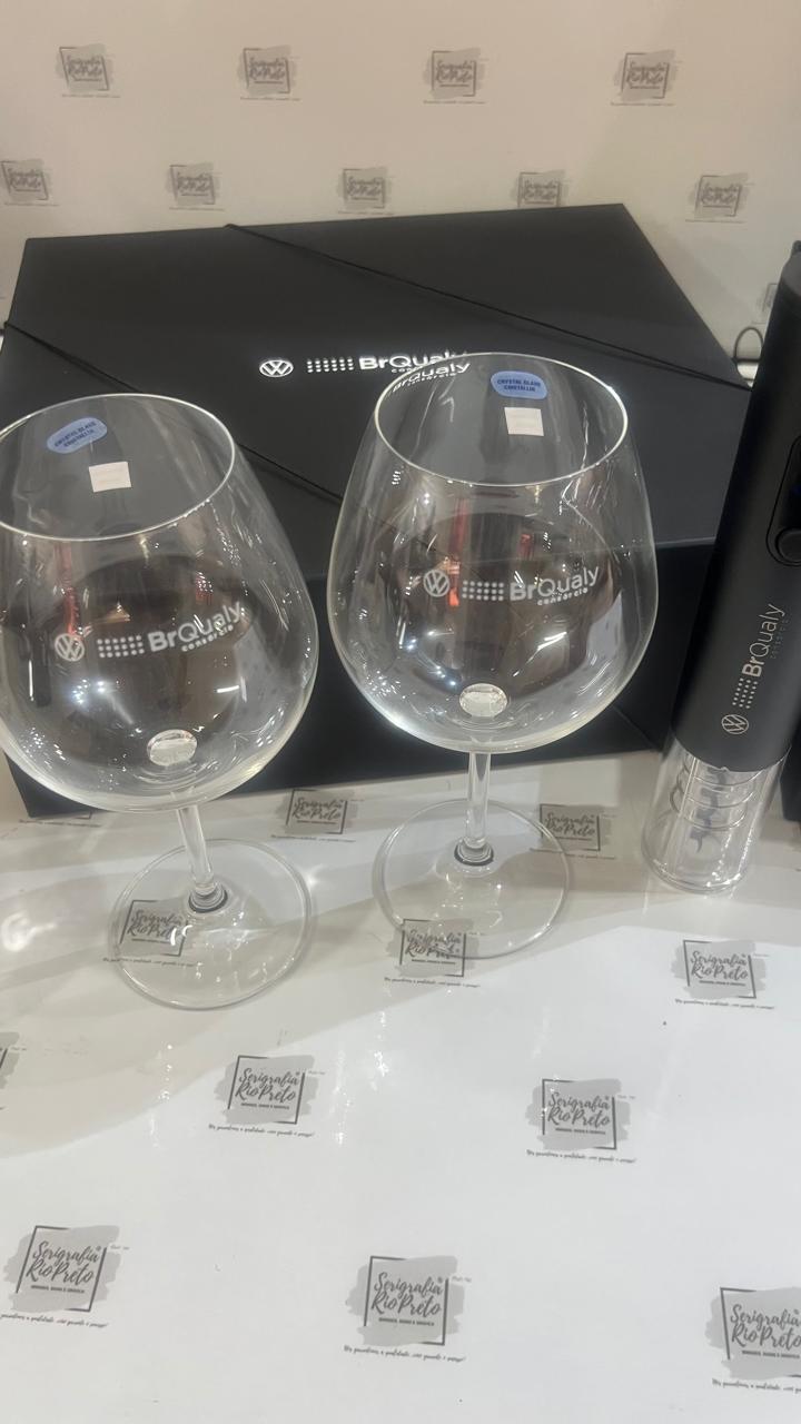Kit Executivo Vinho Duas Taças Cristal Bordeaux 650ml e Abridor de Vinho Elétrico em Caixa Cartonada para Presente Box Skitvinho - Imagem 6