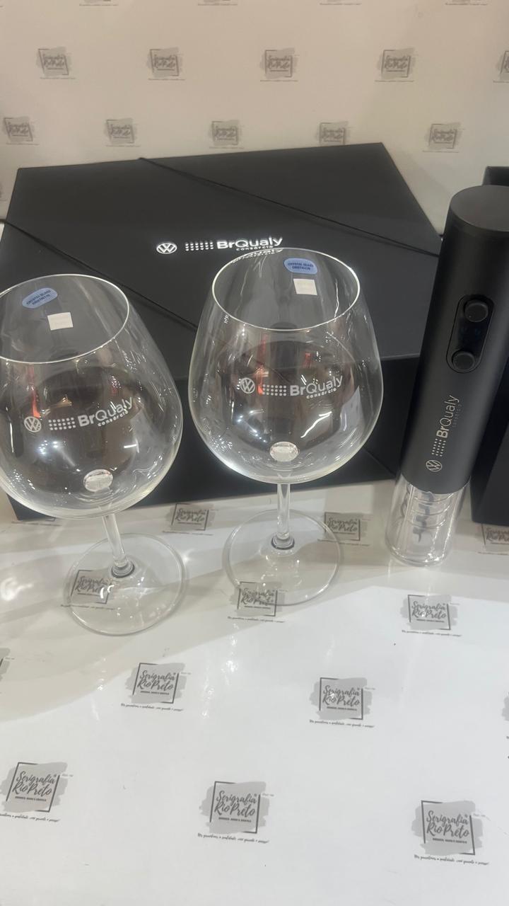 Kit Executivo Vinho Duas Taças Cristal Bordeaux 650ml e Abridor de Vinho Elétrico em Caixa Cartonada para Presente Box Skitvinho - Imagem 15