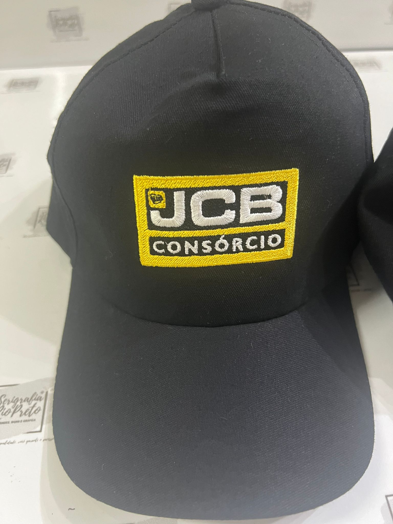 Boné Premium Brim Bordado Alto Relevo Regulador de Tecido com Presilha Metalica Sbone - Imagem 6