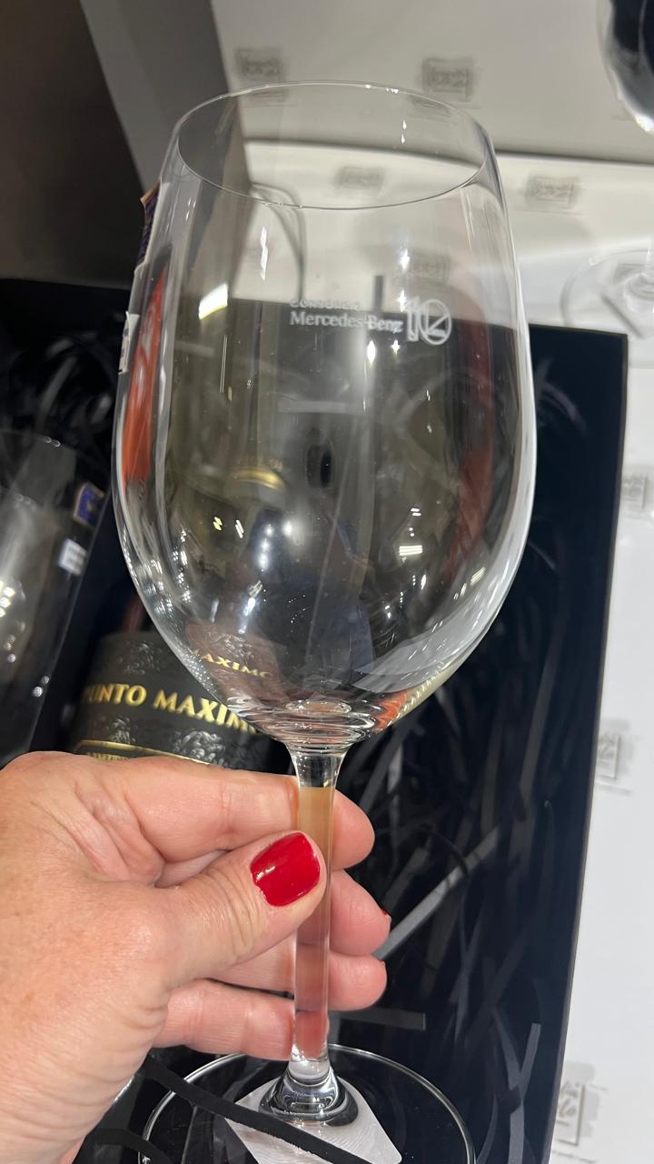 Kit Executivo Premium de Vinho 750ml e Taças de Cristal 580ml Gravadas a Laser com Caixa Cartonada Box Skitvinhopremium - Imagem 8